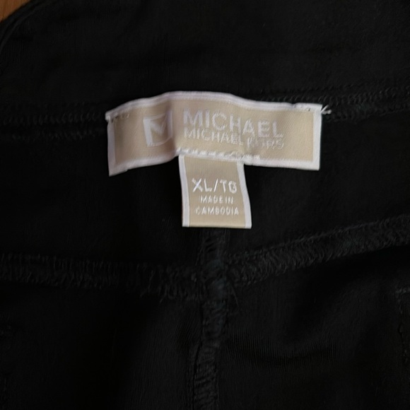 Final Price🛍🛍️🎉🌟Michael Kors Black Pants - Picture 9 of 17